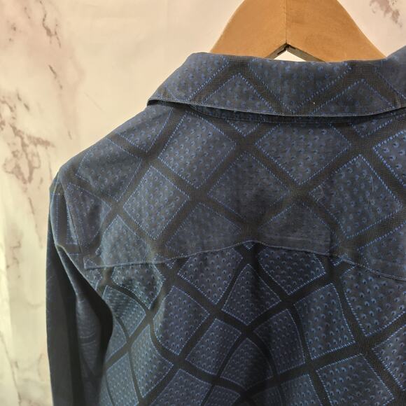 Foxcroft Shirt Womens 10 P Blue Plaid Button Up Wrinkle Free Non Iron Diamond - Picture 6 of 14